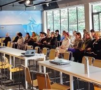 Teacher training in a seminar room