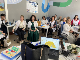 A group of workshop participants